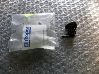  tryska ostřikovače zadního okna - ORIGINÁLNÍ DÍL